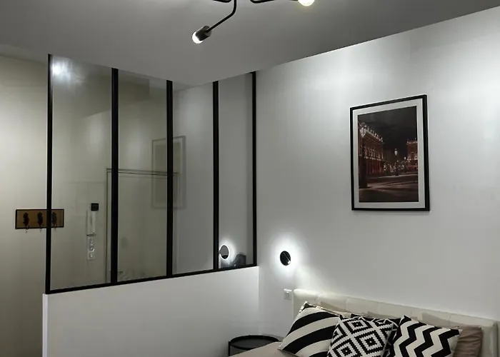 Le Petit Godron Apartment *